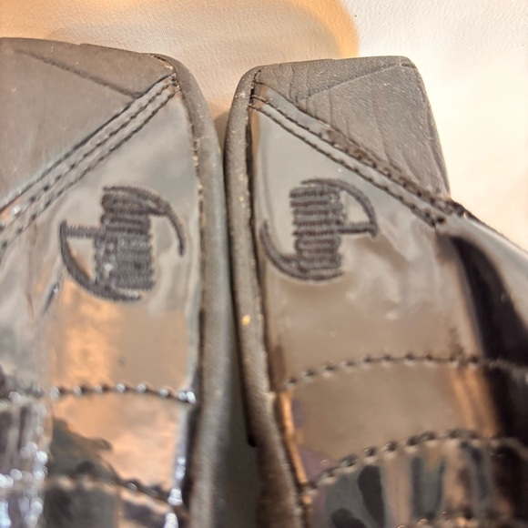 FITFLOP Sz 10 Pattent Leather Front Post Comfort Sole Slides aslip On Sandals - Picture 9 of 13